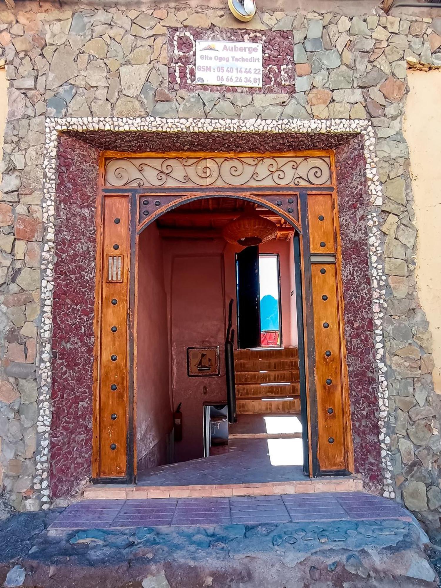 Gite Ogog Tacheddirt Exterior photo